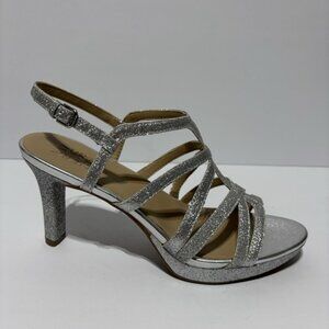 Naturalizer Women’s Baylor, Silver Slingback Sandals, Size 9 M